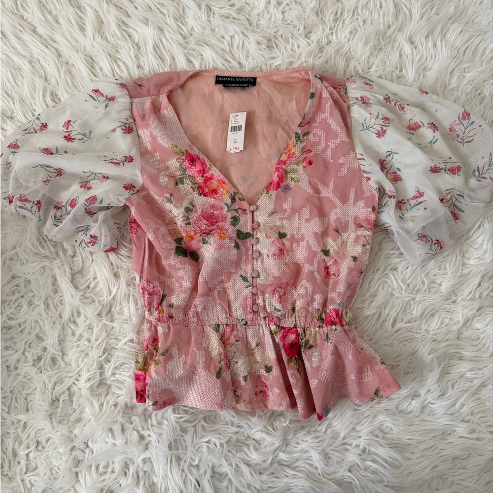 HEMANT & NANDITA Pink Floral Blouse with Puff Sleeves